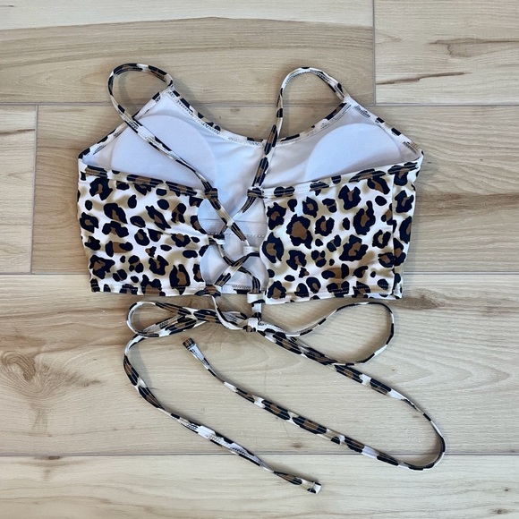Leopard Print 2 Piece Swimsuit With Adjustable￼ Corset Back Size M Shein (183) - Picture 3 of 13